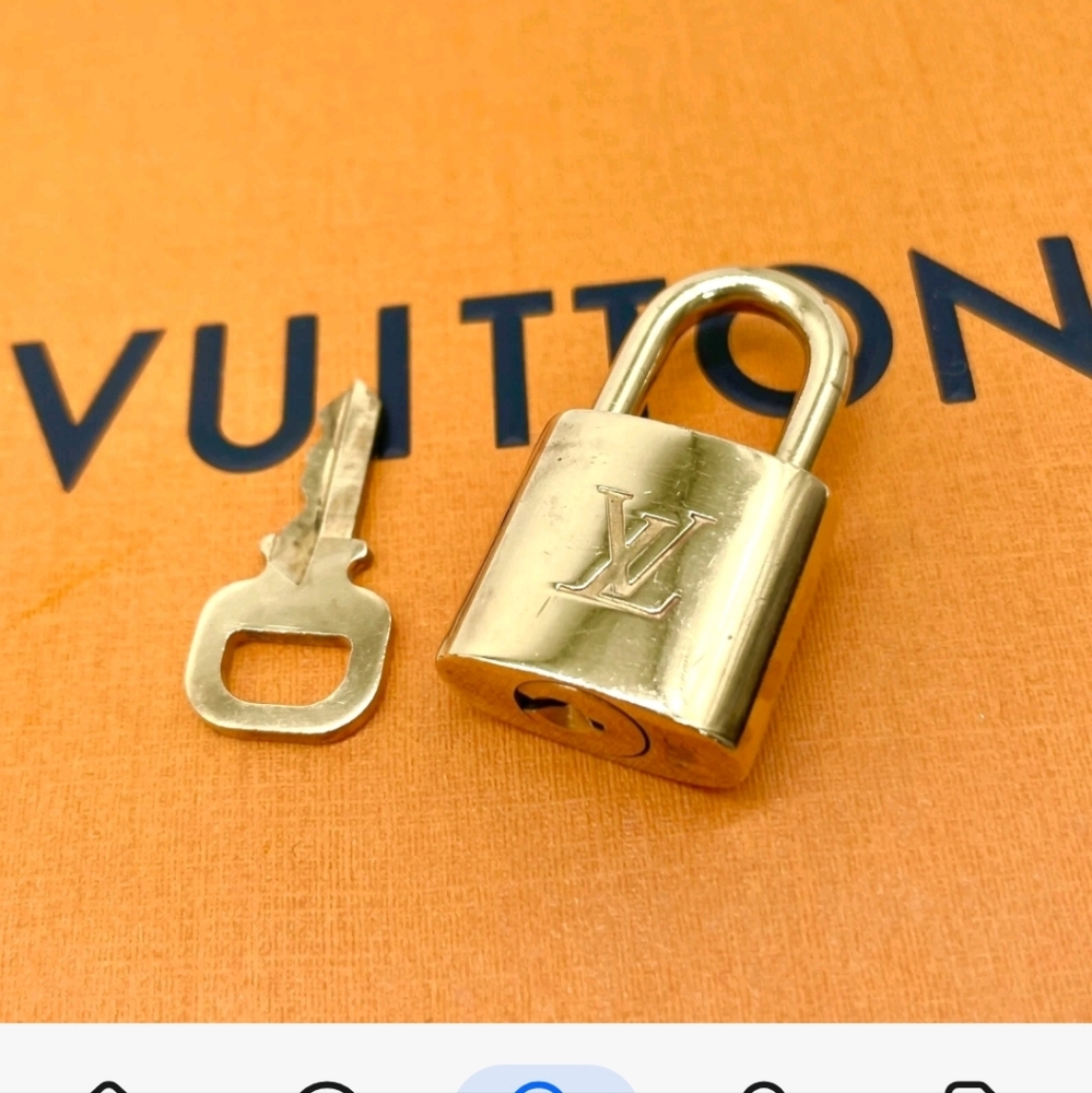 Louis Vuitton Lock N Key Cuff Bracelet - Picture 8 of 13